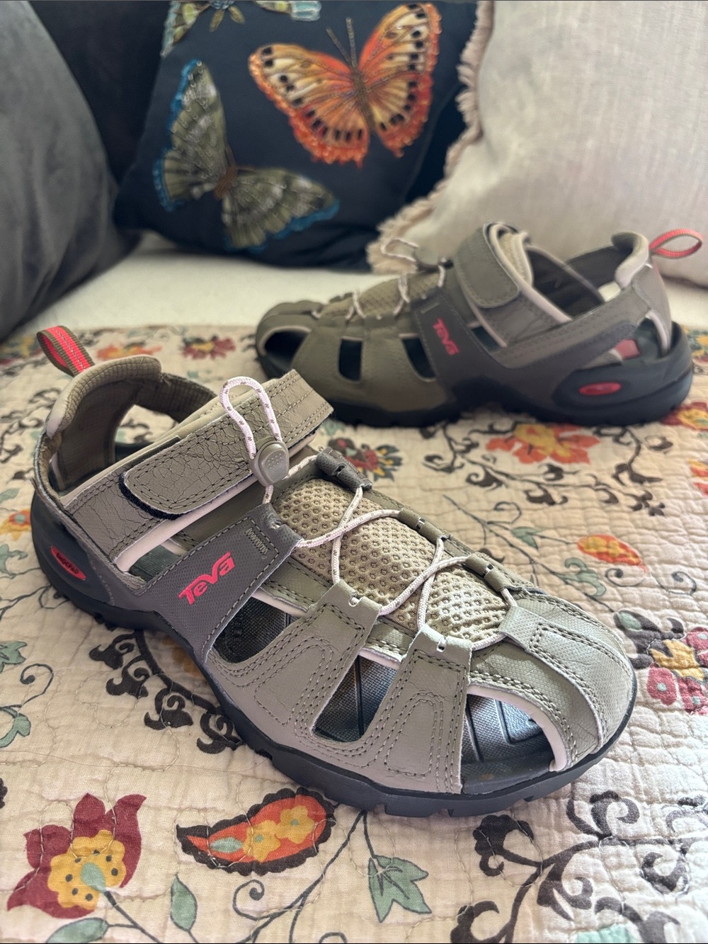 Teva Forebay
Fisherman Sport
Hiking Water Sandals
Shoes Size US 8 EU 39
1001125